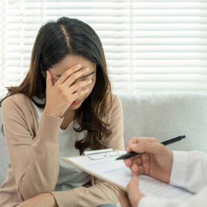woman talking to counsel